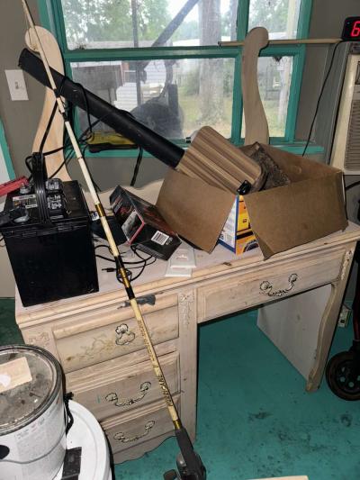 antique looking twin bedroom set - Thumbnail 6