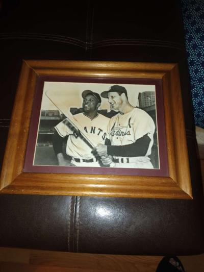 Jackie Robinsons picture frame 8x10 must pick up - Thumbnail 2