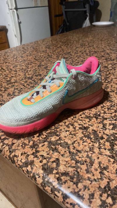 lebron 20 machine - Thumbnail 5