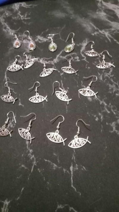 Religious Earrings - Thumbnail 3