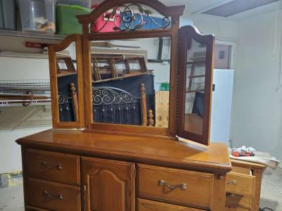 Bedroom - Thumbnail 2