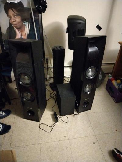 Bluetooth speaker - Thumbnail 3