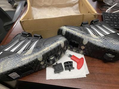 Flashing Led Roller Skate Sneakers - Thumbnail 3