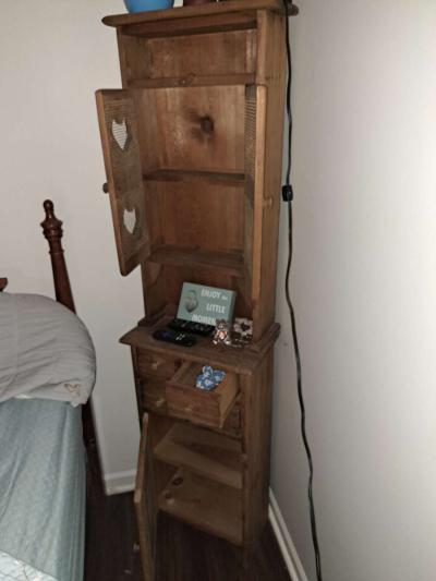 Cabinet - Thumbnail 2