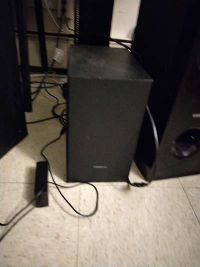 Bluetooth speaker - Thumbnail 2