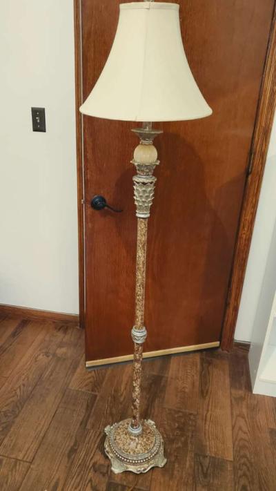 Antique lamp - Thumbnail 3