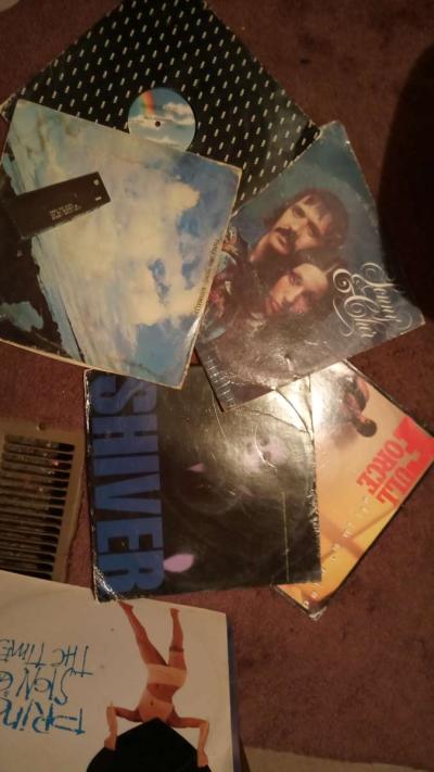 Records - Thumbnail 4