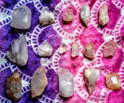16 Variety of Quartz Crystals - Thumbnail 2