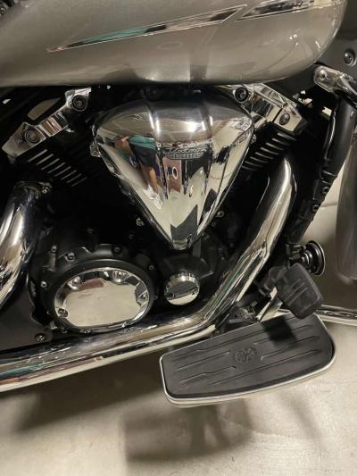 Yamaha v star 1300 - Thumbnail 3
