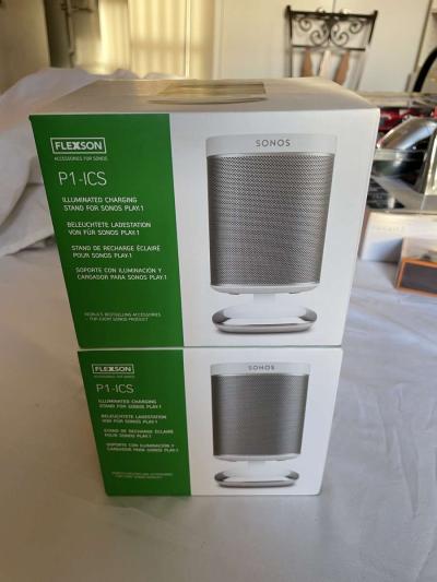 Speaker Stands for Sonos Play1 with USB Charger - Thumbnail 2