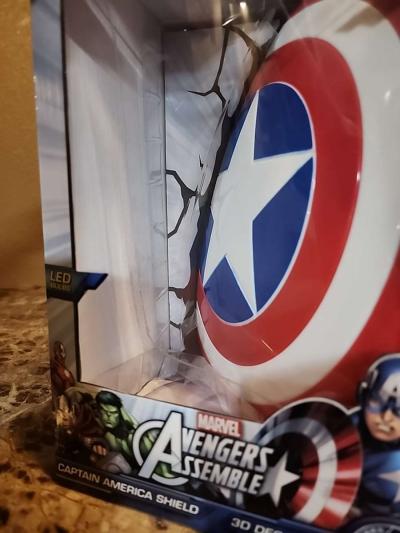 Captain America Night Light Wall Decor Marvel Brand - Thumbnail 2