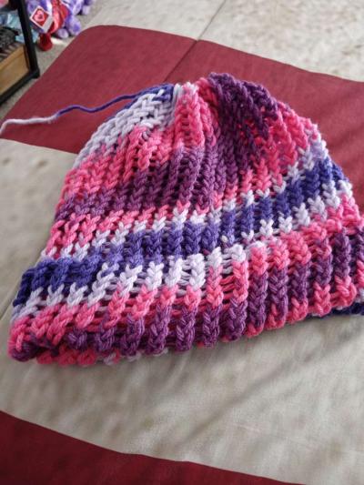 colored hats - Thumbnail 3