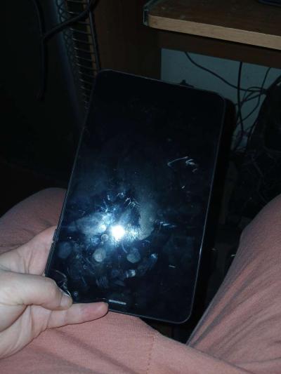 tablet - Thumbnail 2