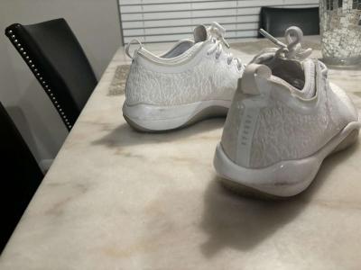 Jordan lows - Thumbnail 2