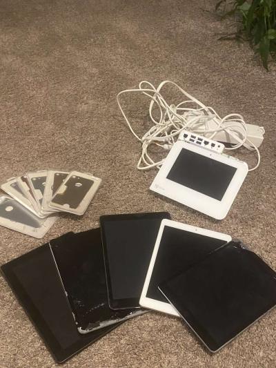 Electronics Kit and Clover POS system - Thumbnail 6