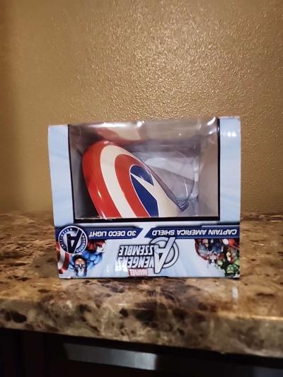 Captain America Night Light Wall Decor Marvel Brand - Thumbnail 6