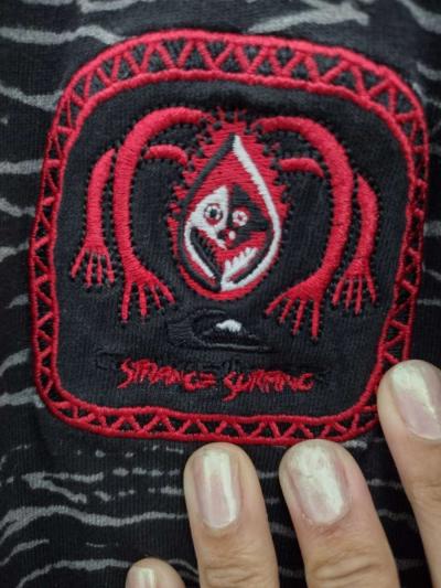 Quiksilver x Stranger Things Lovers Lake TShirt MENS SIZE L - Thumbnail 3