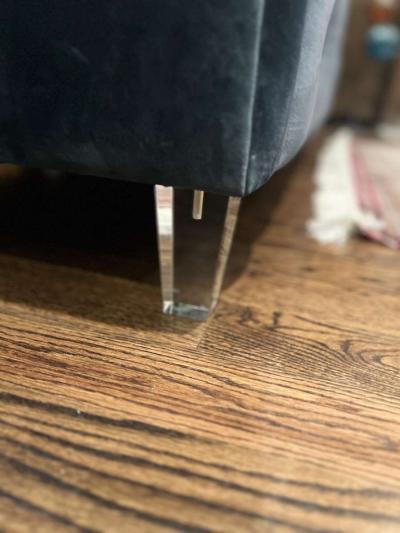 Vertical Navy Velvet Sofa - Thumbnail 3