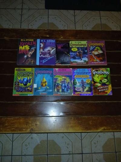Lot Of 21 Horror Books - Thumbnail 3