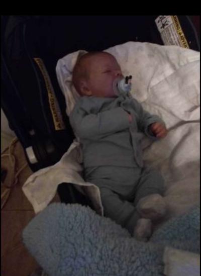 Realborn Darren asleep - Thumbnail 3