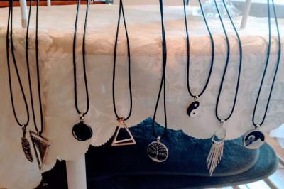 BRAND NEW JEWELRY - Thumbnail 5