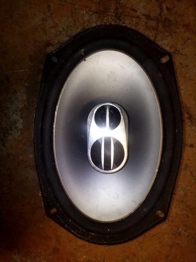 JVC CD car radio w 2 Alpine 6 by 9 - Thumbnail 6