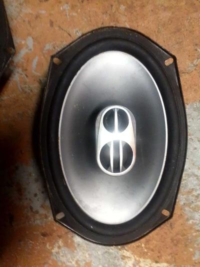 JVC CD car radio w 2 Alpine 6 by 9 - Thumbnail 5