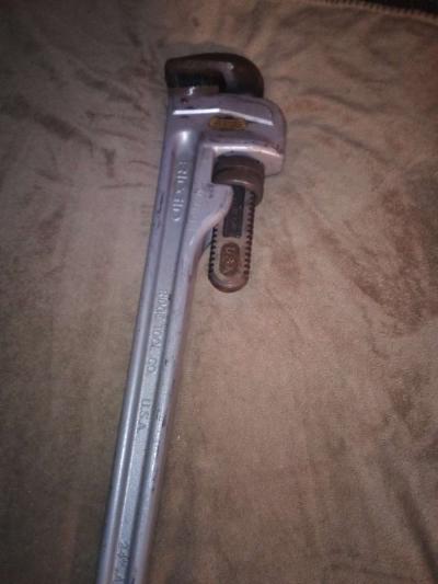 Ridgid 24 in ALUMINUM - Thumbnail 2