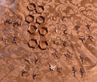 CLOTHES NECKLACES EARRINGS BRACELETS AND CHARM BRACELETS - Thumbnail 4