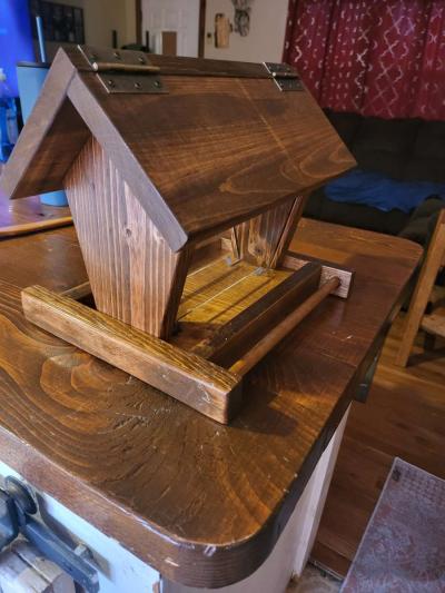 Bird feeder - Thumbnail 2