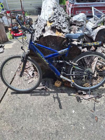 mountain bike 26 inch and 21 speed - Dayton, Ohio
