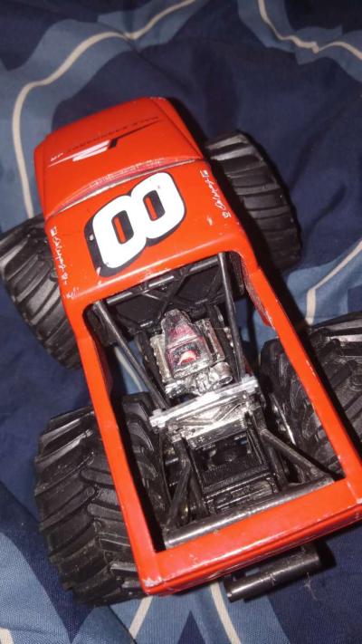 Dale Earnhardt Jr die cast monster truck - Thumbnail 2