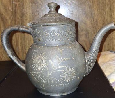 antique teapot - Thumbnail 5