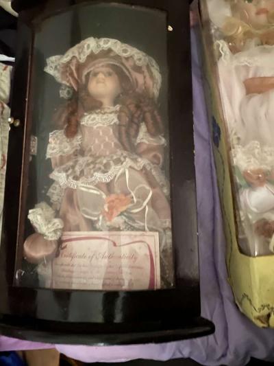 Porcelains - Thumbnail 4