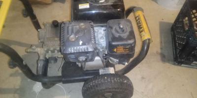 3400 psi DeWalt pressurewasher