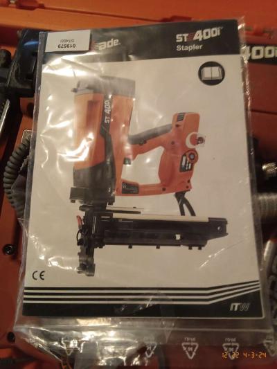 stockade fence stapler - Thumbnail 3