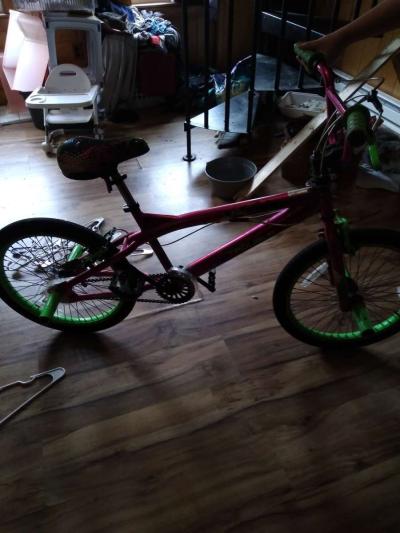 20in freestyle bike - Thumbnail 3