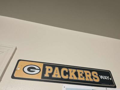 Green Bay wall - Thumbnail 2