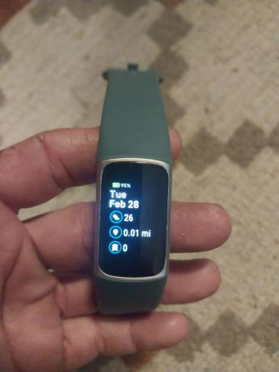 Brand New Fitbit Change 5 smartwatch with a extra - Thumbnail 5