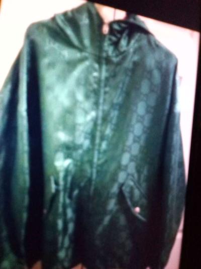Im selling my Gucci jacket - Thumbnail 5