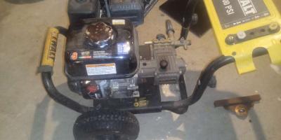3400 psi DeWalt pressurewasher - Thumbnail 5