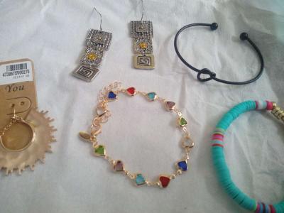 5 Piece Jewelry lot new set3 - Thumbnail 2