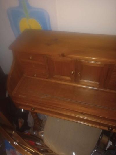 Pennsylvania House secretary desk - Thumbnail 2