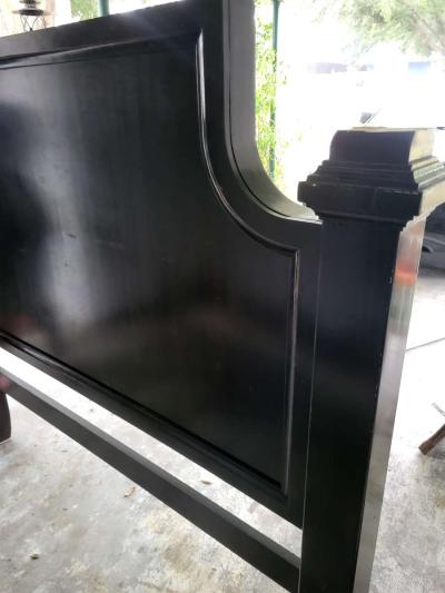 queen size bed frame - Thumbnail 3