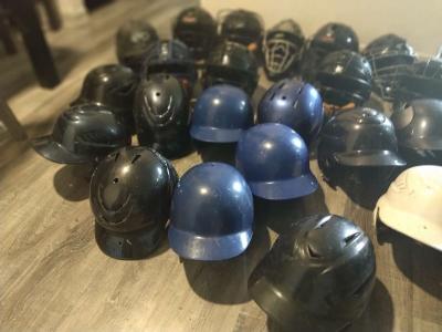 little League catcher gear baseball bats and helmets - Thumbnail 5