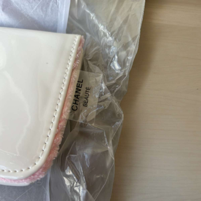 Chanel WhitePink Clutch Purse - Thumbnail 3