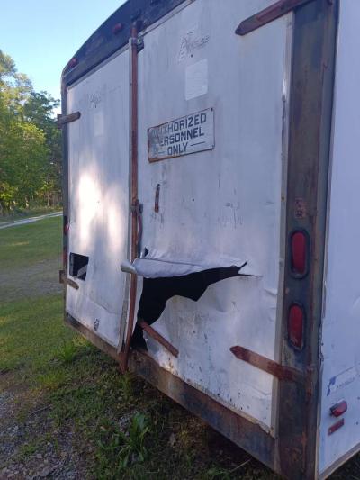 7X16 feet enclosed cargo trailer - Thumbnail 5