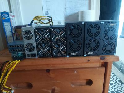 Goldshell miners and power supplies all of them - Thumbnail 3