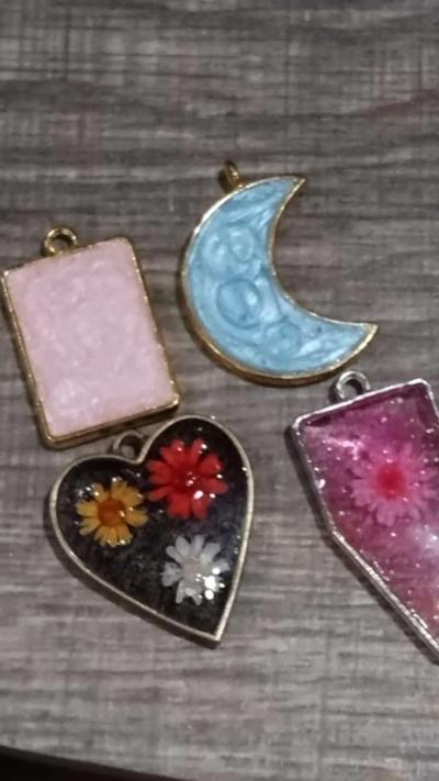 Hand crafted necklaces - Thumbnail 2