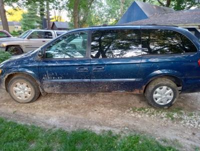 01 town n country minivan - Thumbnail 3